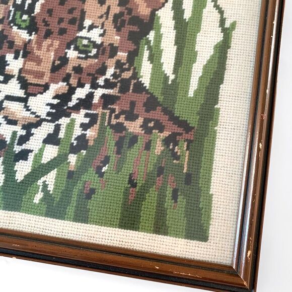 Vintage 1970’s Jungle Leopard Needlepoint Framed Art - Picture 7 of 7